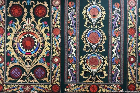 Suzani, broderie traditionnelle ouzbèke