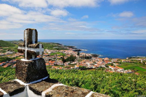 Vue panoramique sur Santa Cruz da Graciosa, sur l'île de Graciosa
