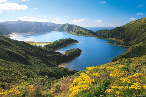 Vue panoramique sur le lac de Feu, sur l'île de São Miguel