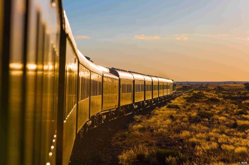 Traversée du désert en train de luxe en Afrique australe