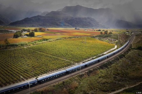 Traversée de la River Valley en train de luxe