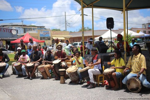Concert de rue à Saint John's - Antigua