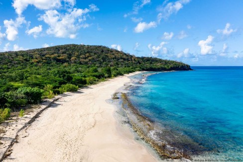 Plage sur l'île d'Antigua