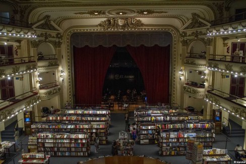 El-Ateneo-souvent-consideree-comme-la-plus-belle-librairie-au-monde-Inprotur-web