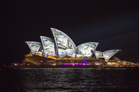 L'Opéra de Sydney illuminé