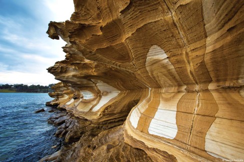 painted-cliffs-maria-island-tasmanie
