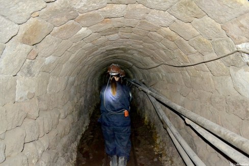 Entrée dans une mine à Potosi