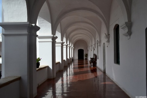 Allée du couvent San Felipe à Sucre