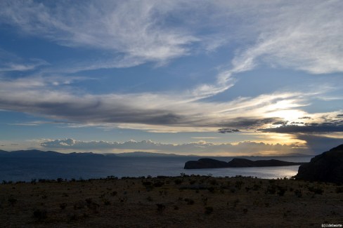 Coucher de soleil sur l'île du soleil