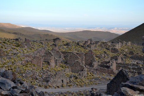 Village abandonné dans le désert bolivien