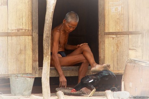 Chef d un village de l'éthnie Katcha dans la région du Ratanakiri