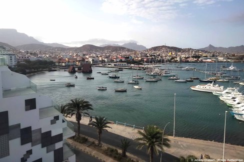 Vue sur le port de Mindelo au Cap-Vert