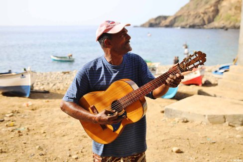 Chanteur-tantum-brava-web