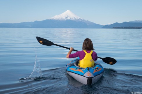 Kayak-sur-le-lac-LLanquihue-Sernatur-web