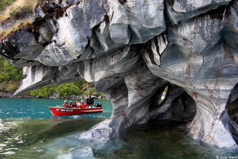 Explorer-les-Chapelles-de-Marbre-au-Lac-general-Carrera-Chile-Travel-web