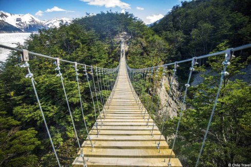 en-balade-sur-le-lac-Grey-Chile-Travel-web