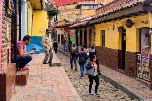 10-Flickr-Pedro-Szekely-Les-rues-de-Bogota-web