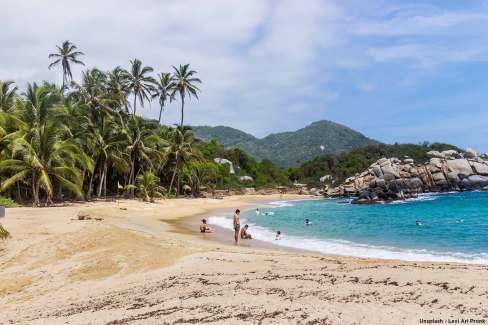 6-Tayrona-3-Unsplash-Levi-Ari-Pronk-Parc-Tayrona-web