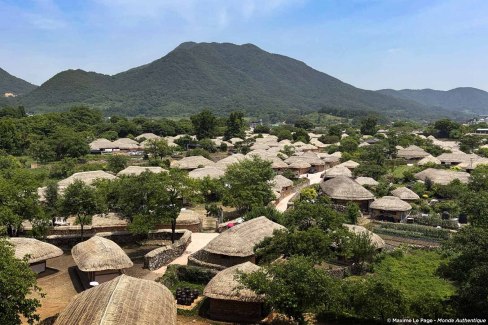 Vue sur le village fortifié Nagan à Suncheon, Corée du Sud