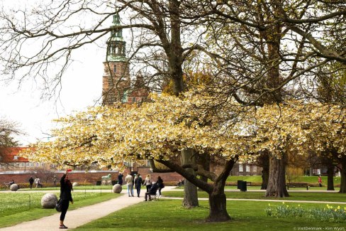 VisitDenmark-Kongens-Have-Rosenborg-Slot-København-web