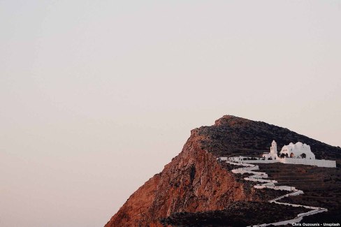 Village enchanteur de Folegandros dans les Cyclades grecques