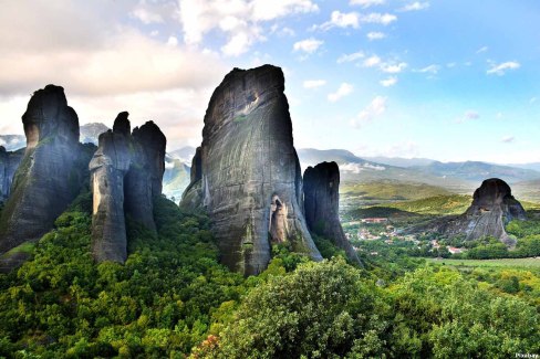 Paysage spectaculaire des Météores en Grèce