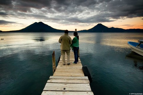 Escapade amoureuse au lac Atitlan au Guatemala