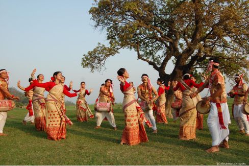 Fete-des-recoltes-en-Assam