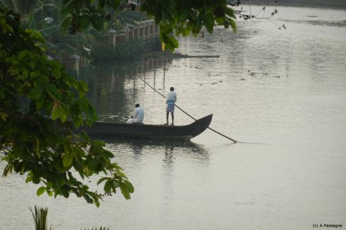 Traversee-au-coeur-des-backwaters