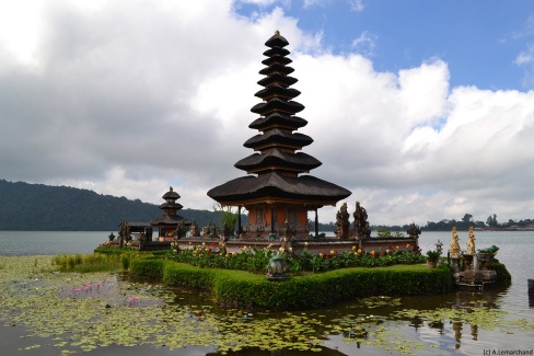 Le temple sur l'eau Pura Ulun Danu Beratan