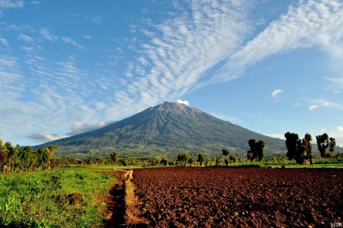 Kerinci-Volcano-web