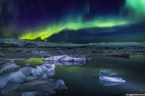 Aurore boréale et Jökulsárlón