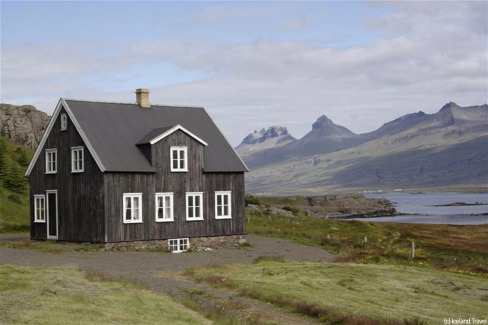 13-IcelandTravel-South-Shore