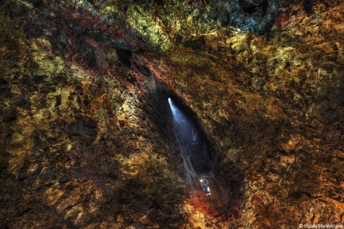 11-InsideTheVolcano_Descente-dans-la-chambre-magmatique-du-volcan-THrihnukagigur_Activite-en-Islande-web