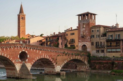 Ponte Pietra à Vérone