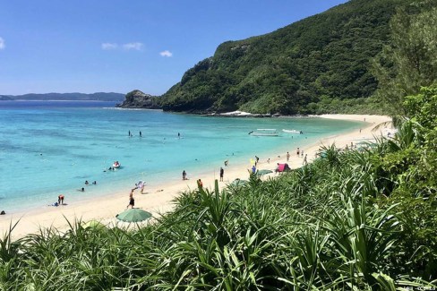 Plage-de-Tokashiki-lgkiii-CCBY2-web