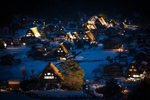 6-Gokayama-sous-la-neige-Shirakawago-liibre-de-droit