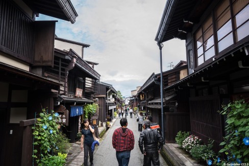 7-Vieille-ville-de-Takayama-Alpes-Japonaises-gaijinbiker-CC2