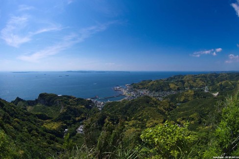 Vue-sur-la-baie-de-Tokyo-depuis-le-Mont-Nokogiri-5onyfreak-CCBYSA20-web