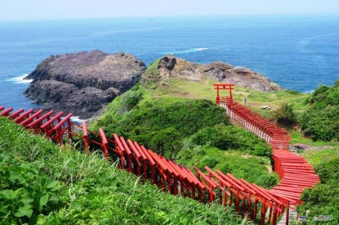 Sanctuaire-Motonosumi-Inari-JNTO-web