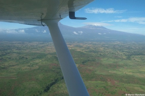Flying-safari-de-la-cote-a-Nairobi-avec-vue-sur-le-Kilimandjaro-Marion-Blanchard-web