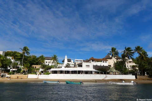 Lamu-un-archipel-de-bien-etre-Peponi-Hotel-web