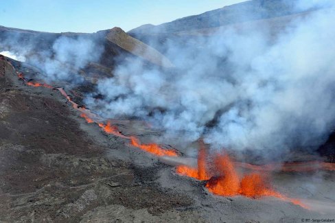 Piton de la Fournaise en éruption