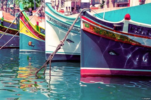 Bateaux luzzu aux décorations traditionnelles