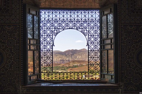 Maroc-Ksar-Telouet-vue-sur-la-campagne-marocaine-web