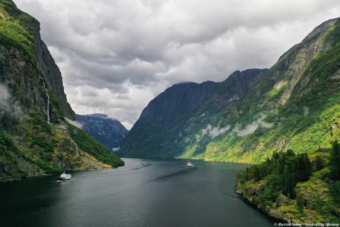 Balade en ferry sur le Nærøyfjord