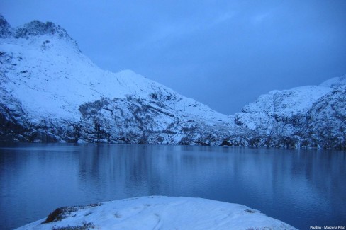 12-MarzenaPilko_pixabay_nuit-polaire-dans-les-iles-Lofoten-en-Norvege_polar-night-web