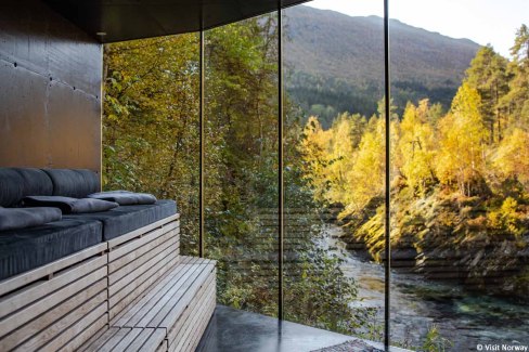 1-VisitNorway_Juvet-Landscape-Hotel-Spa-Thetravelbook-Juvet-Landscape-Hotel-web