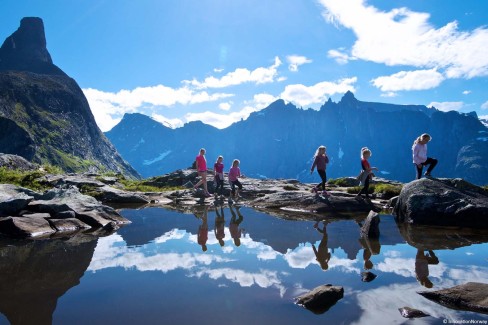 Balade en famille sur les hauteurs d'Andalsnes