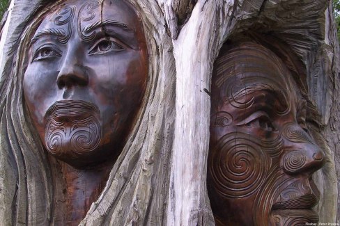 Art-ancestral-maori-sculpture-sur-bois-pixabay-Peter-Pruzina-web